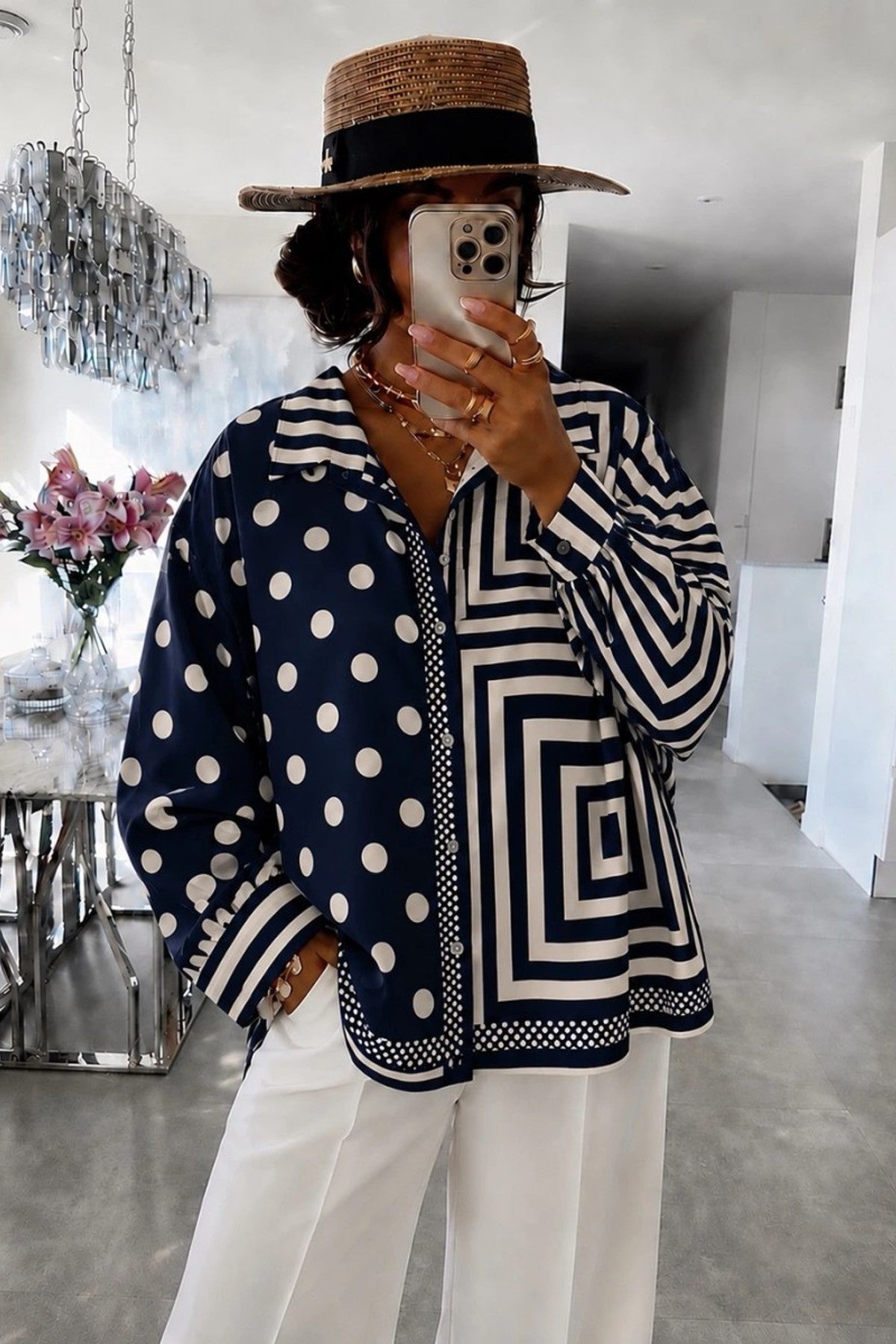 Chemise bleu marine — Polyester & Élasthanne, coupe ajustée